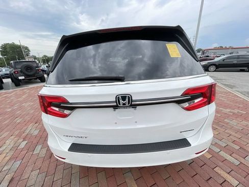 Used 2024 Honda Odyssey Touring image 15