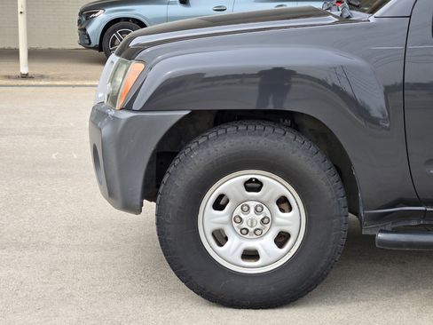 Used 2010 Nissan Xterra X image 15