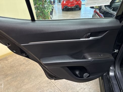 Used 2023 Toyota Camry SE FWD image 31