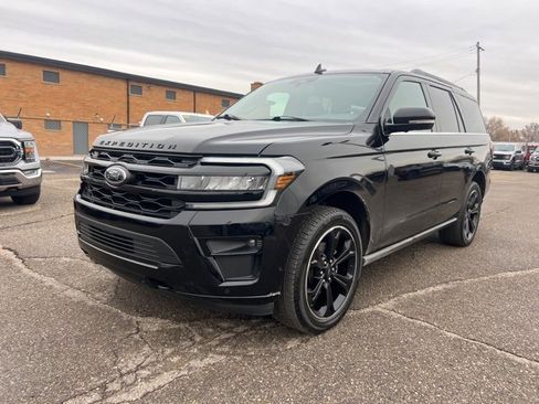Certified 2022 Ford Expedition Limited image 31