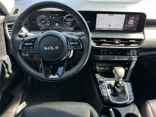 Used 2025 Kia Seltos EX AWD/4WD image 3