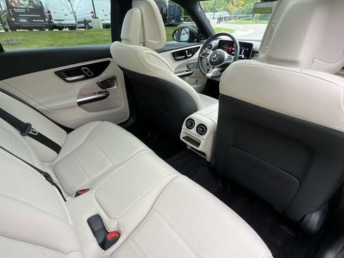Certified 2023 Mercedes-Benz C 300 4MATIC Sedan image 11
