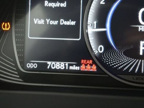 Used 2019 Lexus UX 200 w/ Premium Package FWD image 25