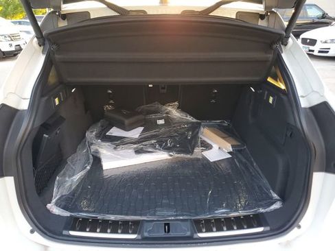 New 2026 Jaguar F-PACE R-Dynamic S AWD/4WD image 11