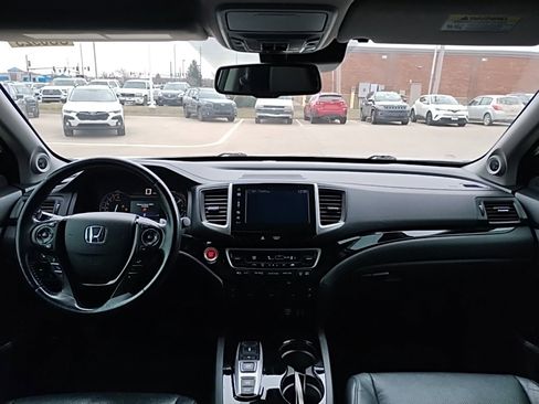 Used 2016 Honda Pilot Elite image 17