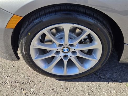 Used 2008 BMW Z4 3.0i image 11