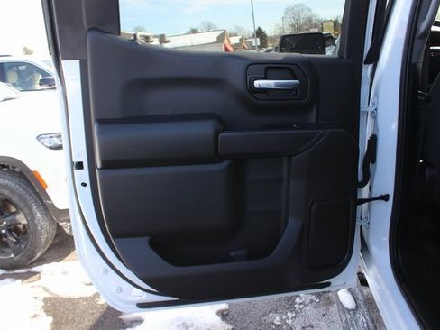 Used 2023 Chevrolet Silverado 1500 Custom Trail Boss image 20