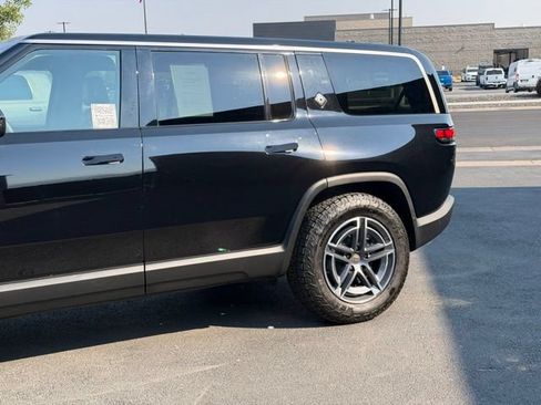 Used 2025 Rivian R1S Adventure AWD/4WD image 8