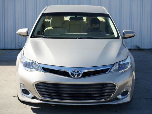 Used 2013 Toyota Avalon XLE image 38
