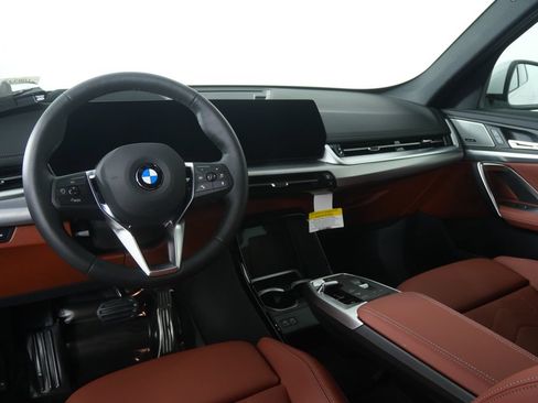New 2026 BMW X1 xDrive28i AWD/4WD image 17
