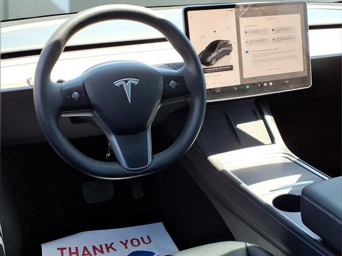 Used 2023 Tesla Model Y Long Range AWD/4WD image 14