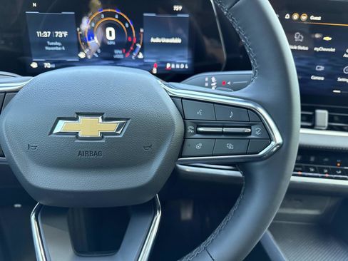 New 2026 Chevrolet Equinox LT image 16