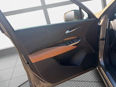 Used 2020 Cadillac XT4 Premium Luxury w/ Enhanced Visibility Package AWD/4WD image 40