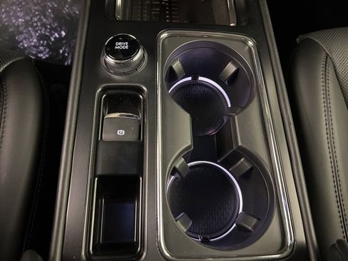 Used 2025 Lincoln Corsair Reserve w/ Jet Appearance Package image 15