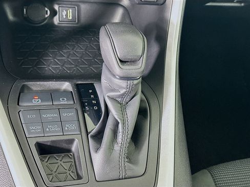 Used 2024 Toyota RAV4 LE image 24