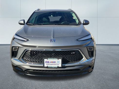 Used 2024 Buick Encore GX Sport Touring image 6