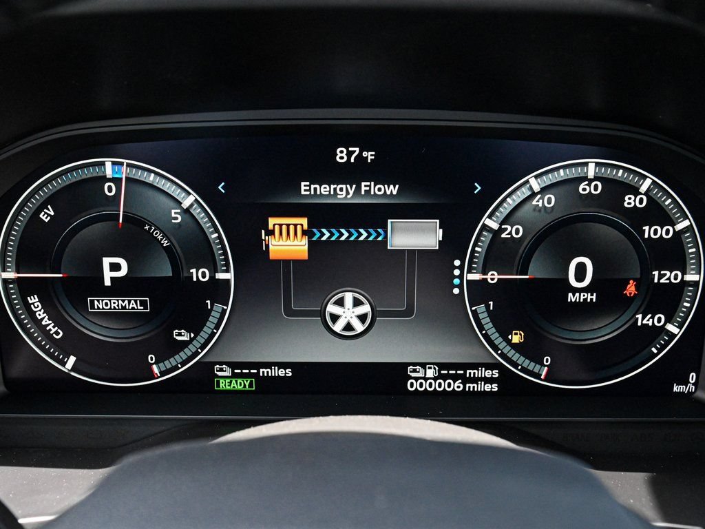 Used 2024 Mitsubishi Outlander SE AWD/4WD image 15
