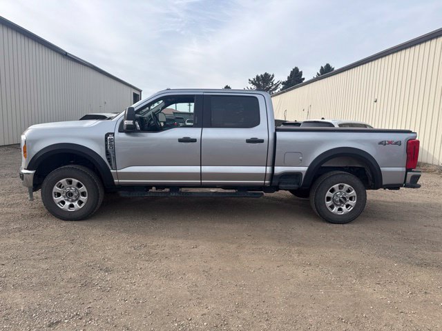 Used 2023 Ford F250 XLT AWD/4WD image 7