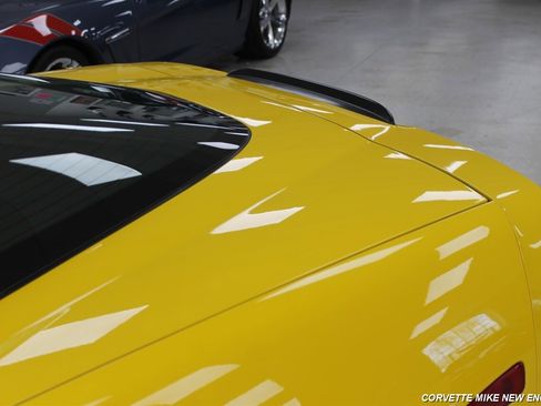 Used 2007 Chevrolet Corvette Z06 w/ Preferred Equipment Group image 16