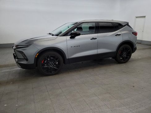 Used 2023 Chevrolet Blazer LT w/ Driver Confidence Package AWD/4WD image 2