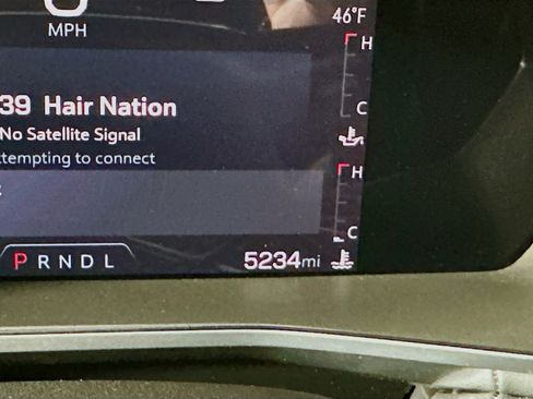 Used 2023 GMC Canyon Elevation w/ Convenience Package image 18