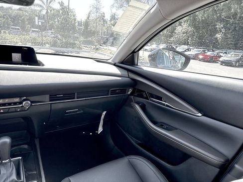 New 2024 MAZDA CX-30 2.5 Turbo w/ Premium Plus Pkg image 16