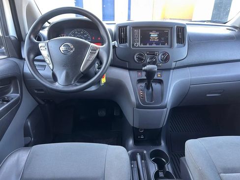 Used 2021 Nissan NV200 S FWD image 17