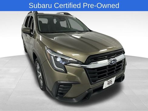 Used 2025 Subaru Ascent Premium image 1