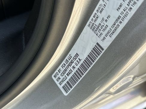 Used 2025 RAM 1500 Big Horn image 38