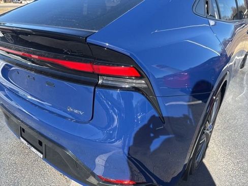 Used 2026 Toyota Prius XLE image 12