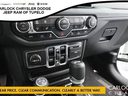 Used 2025 Jeep Wrangler Unlimited Sahara w/ Safety Group AWD/4WD image 21