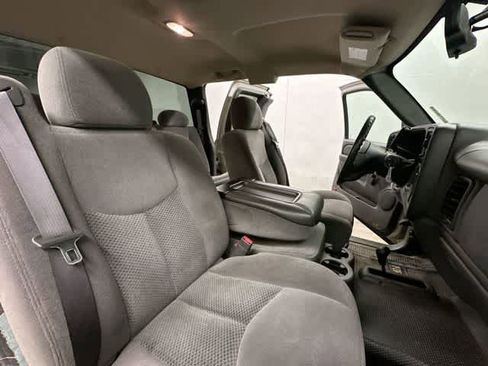 Used 2007 Chevrolet Silverado 1500 W/T w/ Light Duty Power Package AWD/4WD image 14