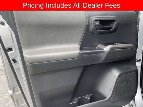 Used 2023 Toyota Tacoma SR5 w/ Technology Package AWD/4WD image 18