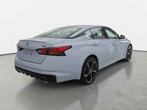 New 2025 Nissan Altima 2.5 SR w/ SR Premium Package image 5