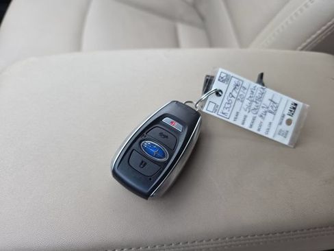 Used 2019 Subaru Outback 2.5i Limited AWD/4WD image 30