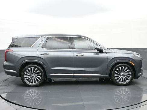 Used 2024 Hyundai Palisade Calligraphy AWD/4WD image 3