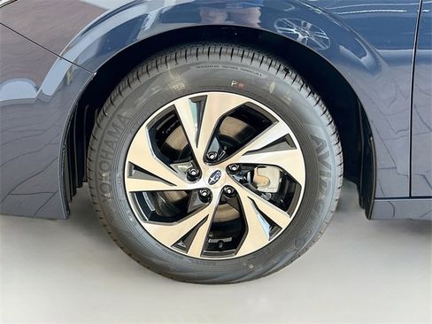Certified 2025 Subaru Legacy Premium w/ Popular Package #1A image 37