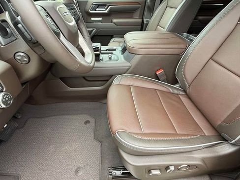 New 2026 GMC Sierra 1500 Denali image 13