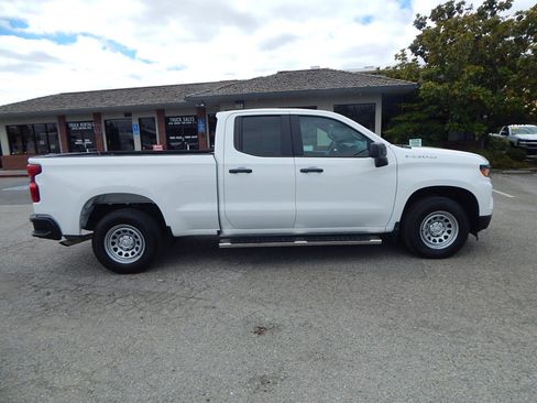 Used 2024 Chevrolet Silverado 1500 W/T w/ Trailering Package RWD image 9