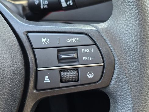 Used 2023 Honda Accord EX image 15