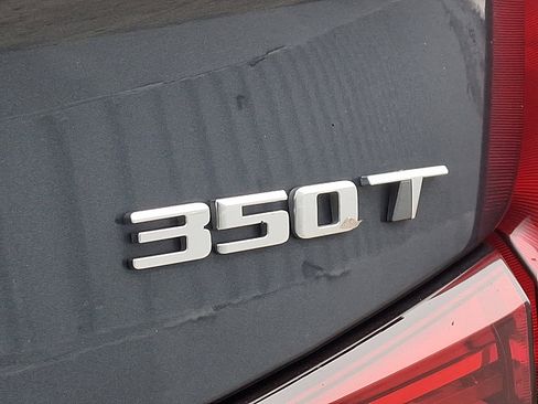 Used 2021 Cadillac XT4 Luxury w/ Cold Weather Package image 20