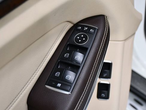Used 2019 Mercedes-Benz GLS 550 4MATIC image 18