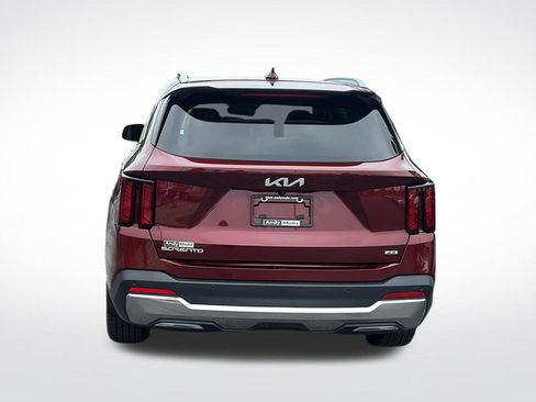 Used 2024 Kia Sorento S w/ Panoramic Sunroof Package AWD/4WD image 6
