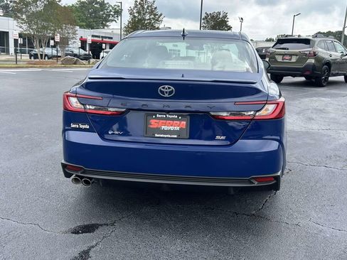 New 2026 Toyota Camry SE FWD image 4