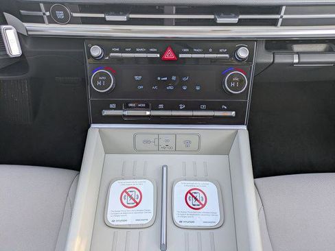New 2026 Hyundai Santa Fe SE AWD/4WD image 19