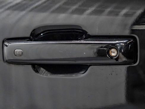 Used 2023 Ford F250 Lariat w/ Sport Appearance Package image 43