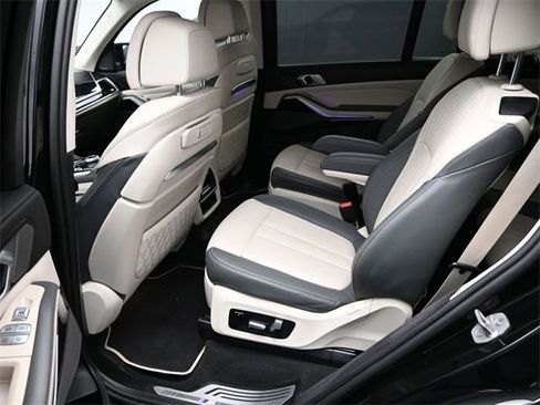 Used 2024 BMW X7 M60i w/ Executive Package image 15