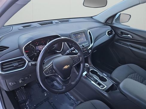 Used 2021 Chevrolet Equinox LT image 11
