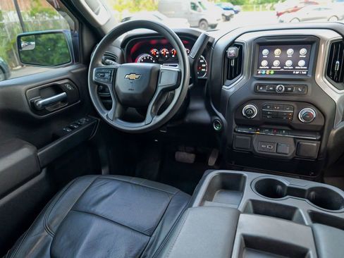 Used 2023 Chevrolet Silverado 1500 Custom AWD/4WD image 43