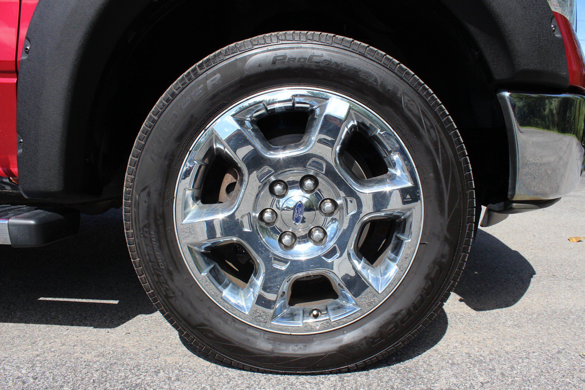 Used 2014 Ford F150 Lariat w/ Equipment Group 502A Luxury AWD/4WD image 40